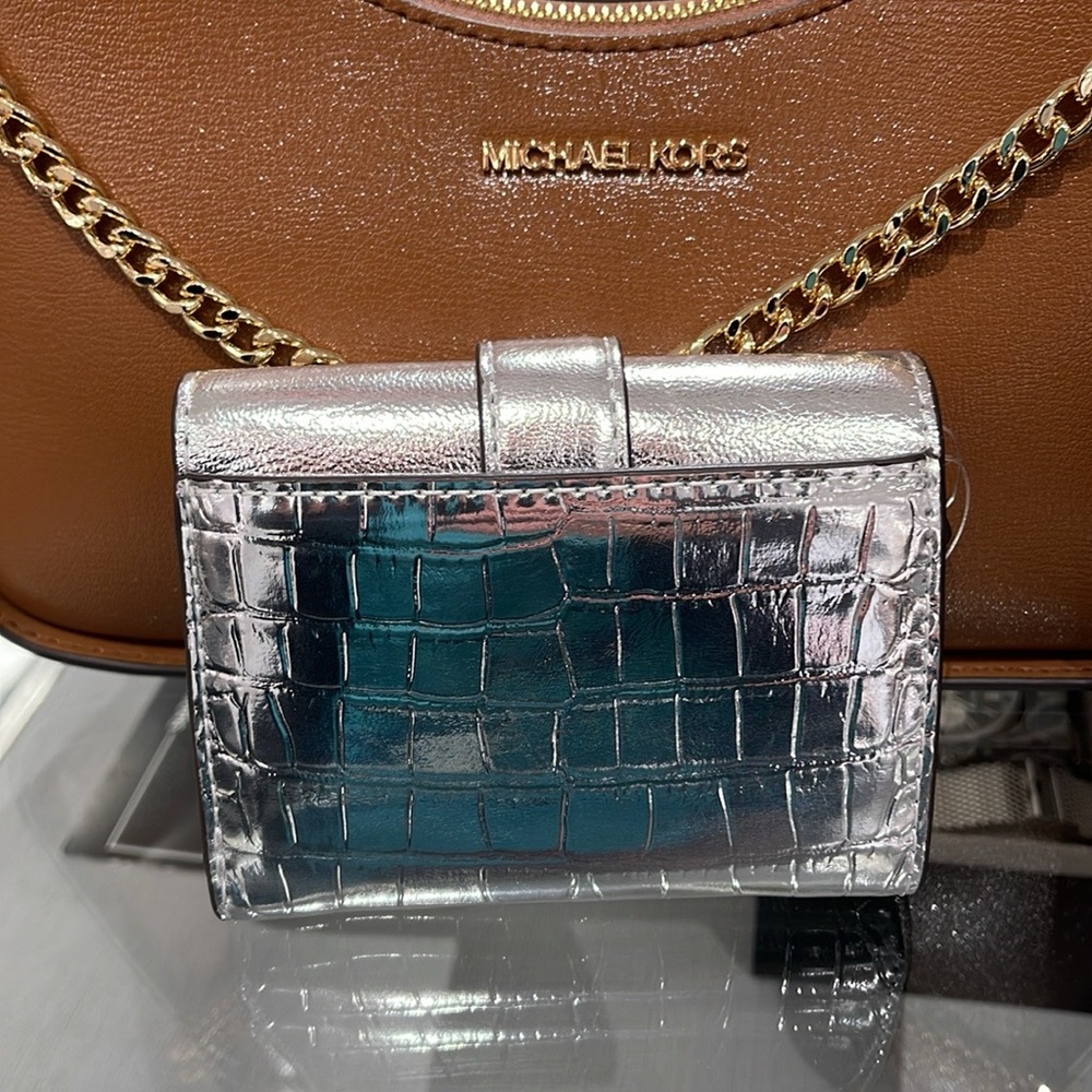 MICHAEL KORS CARMEN MEDIUM LOGO AND FAUX LEATHER WALLET 
SILVER 
NWT - Picture 2 of 16